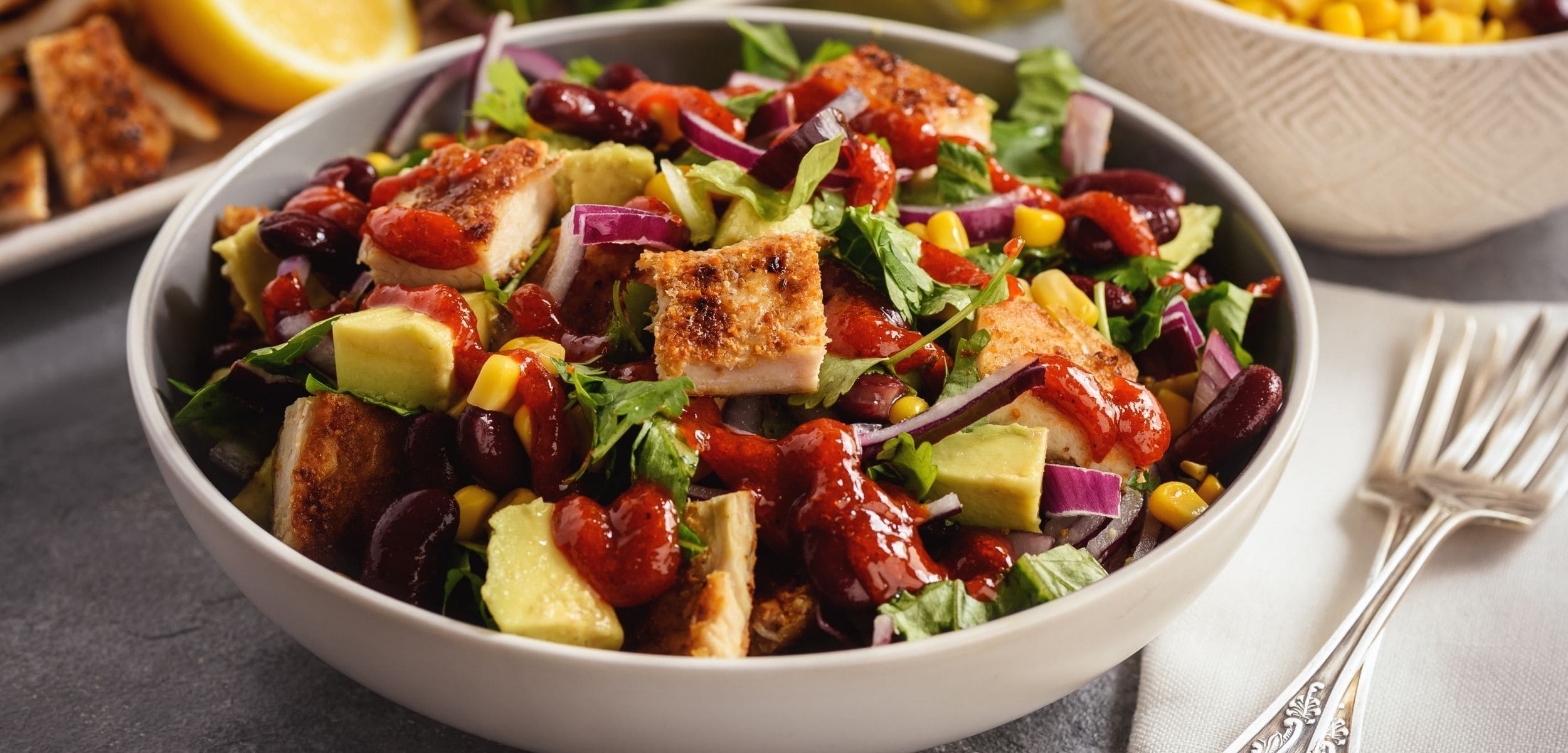 Inocuidad de los Alimentos – Ensalada de vegetales con proteínas