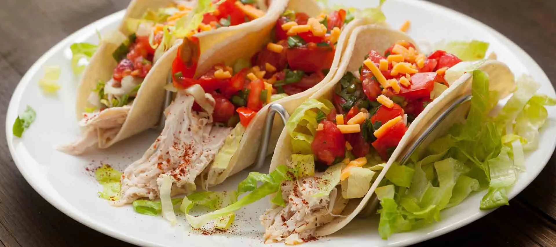 Tacos de pollo con vegetales y Parfait (Fibra y Componentes Bioactivos)